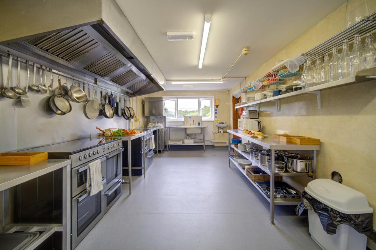 Holiday home Entire Venue Hire With 8 Bedroom - Your Own Pub Experience *